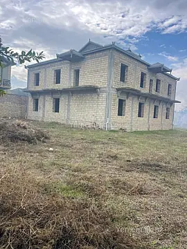 Satılır 8 otaqlı həyət evi 400 m² — Sumqayıt 8 otaq 400.00 m²