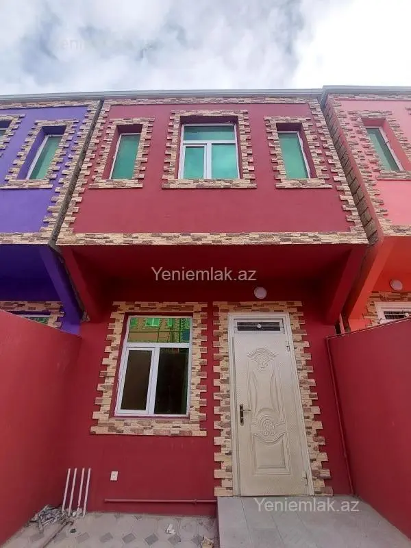 Satılır 3 otaqlı həyət evi 80 m²