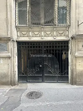 Satılır 3 otaqlı köhnə tikili 120 m² — Bakı, Səbail 3 otaq 120.00 m²