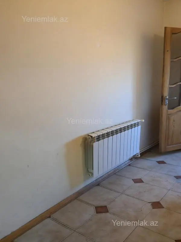 Satılır 4 otaqlı köhnə tikili 96 m²
