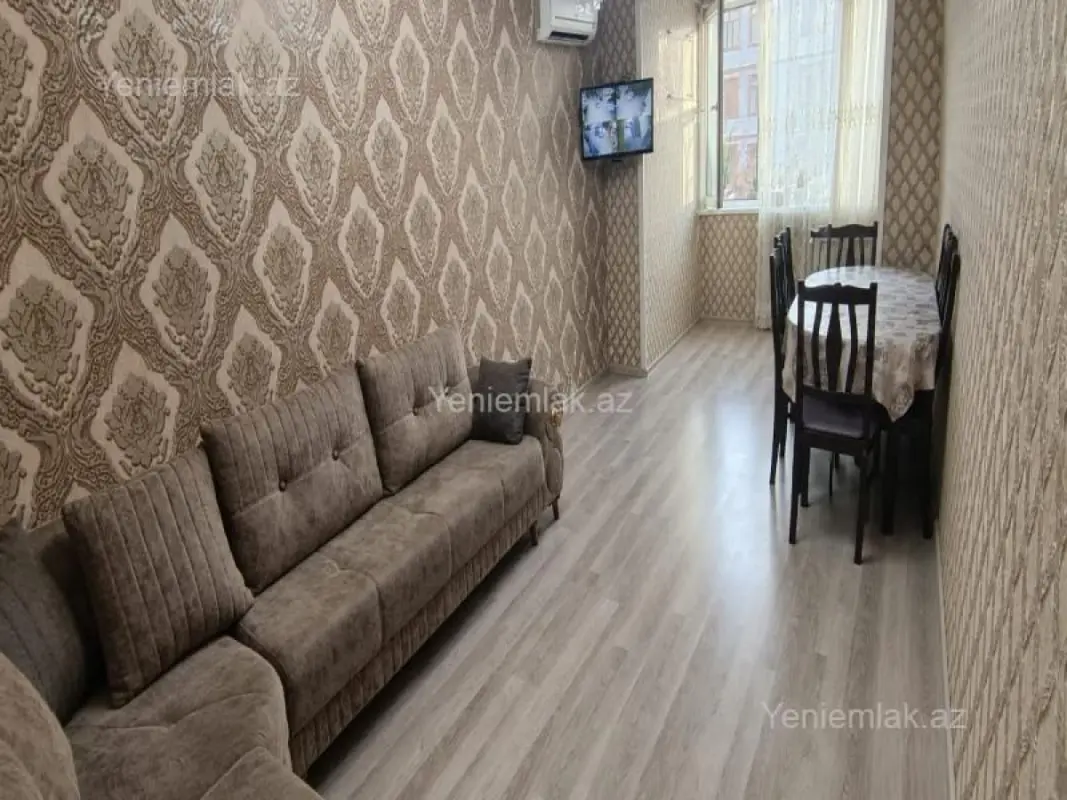 Satılır 2 otaqlı köhnə tikili 35 m²