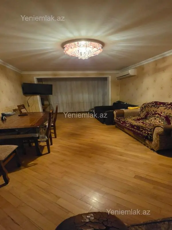 Satılır 3 otaqlı yeni tikili 90 m²