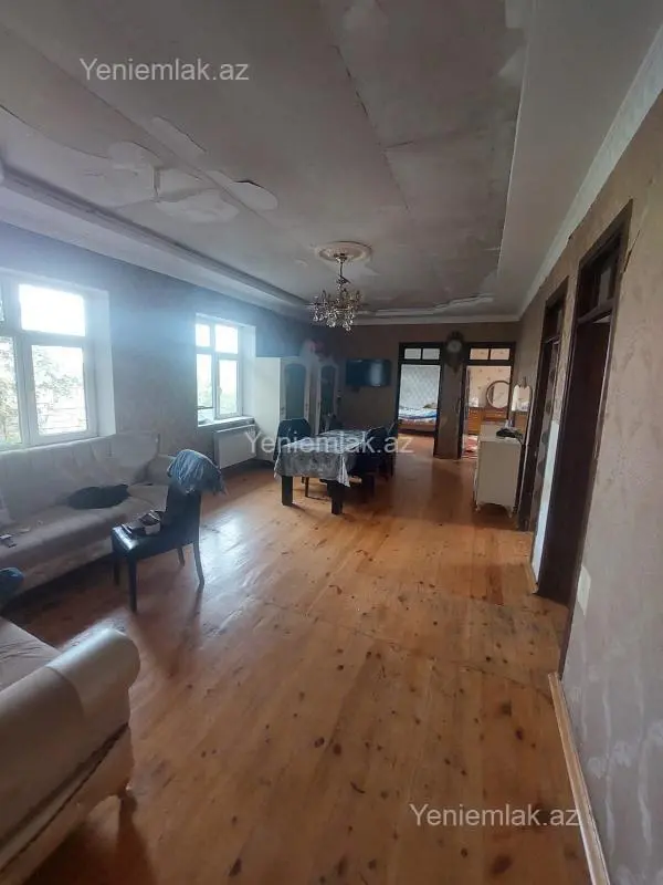 Satılır 4 otaqlı həyət evi 120 m²