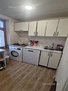 Satılır 3 otaqlı köhnə tikili 65 m² — Sumqayıt, 3-cü mikrorayon 3 otaq 65.00 m²