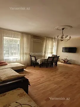 Satılır 3 otaqlı köhnə tikili 70 m² — Bakı, Nərimanov 3 otaq 70.00 m²