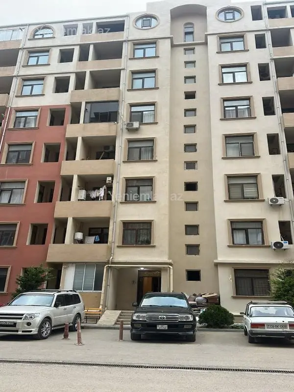 Satılır 2 otaqlı yeni tikili 68 m²