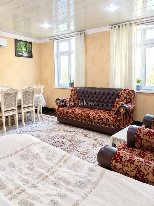 Satılır 2 otaqlı köhnə tikili 55 m²