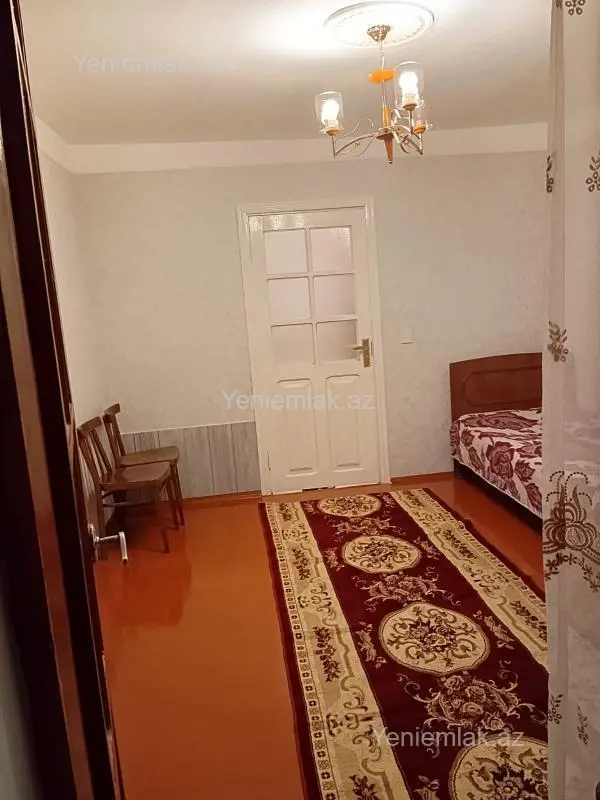 Satılır 1 otaqlı köhnə tikili 20 m²