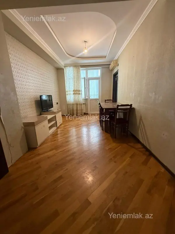 Satılır 3 otaqlı yeni tikili 73 m²