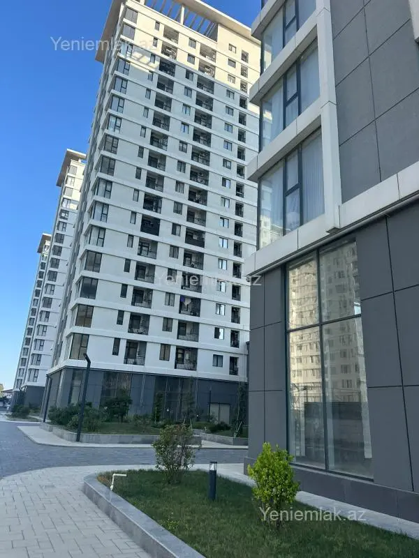 Satılır 3 otaqlı yeni tikili 108.7 m²