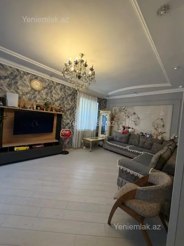 Satılır 6 otaqlı həyət evi 150 m²