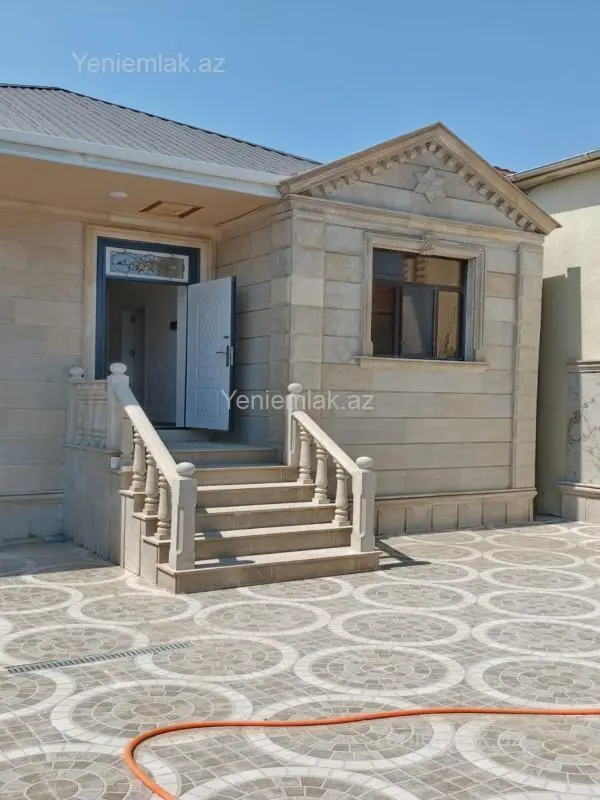 Satılır 4 otaqlı həyət evi 120 m²