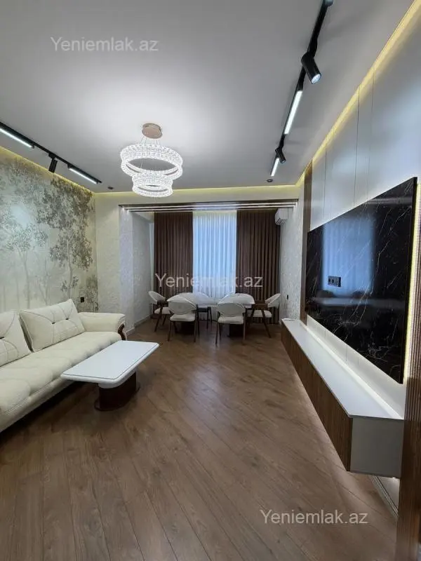 Satılır 3 otaqlı yeni tikili 105 m²