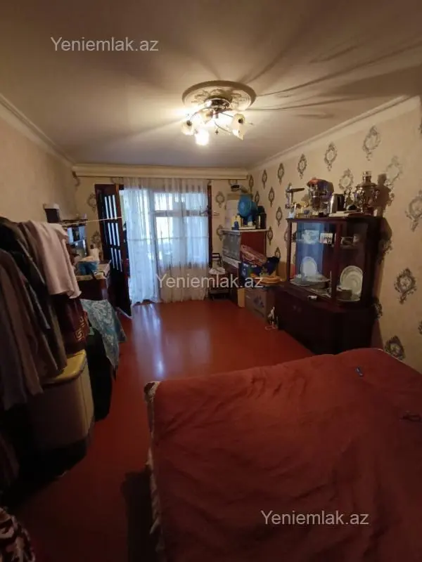Satılır 2 otaqlı köhnə tikili 48 m²