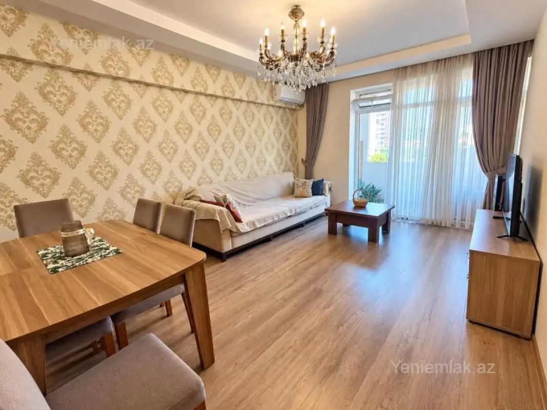 Satılır 3 otaqlı köhnə tikili 85 m²