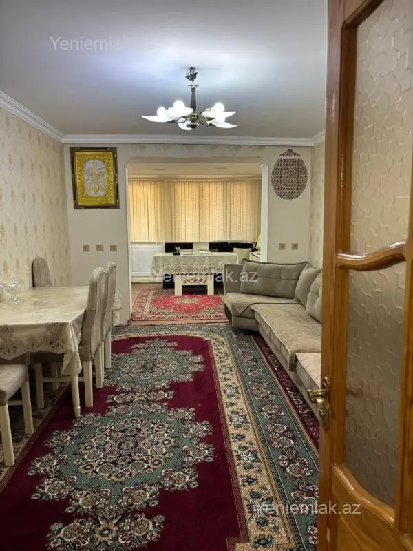 Satılır 3 otaqlı köhnə tikili 85 m²