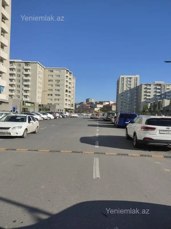 Satılır 3 otaqlı yeni tikili 80 m²