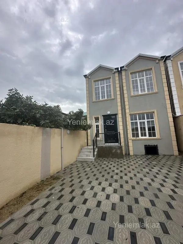 Satılır 4 otaqlı həyət evi 170 m²