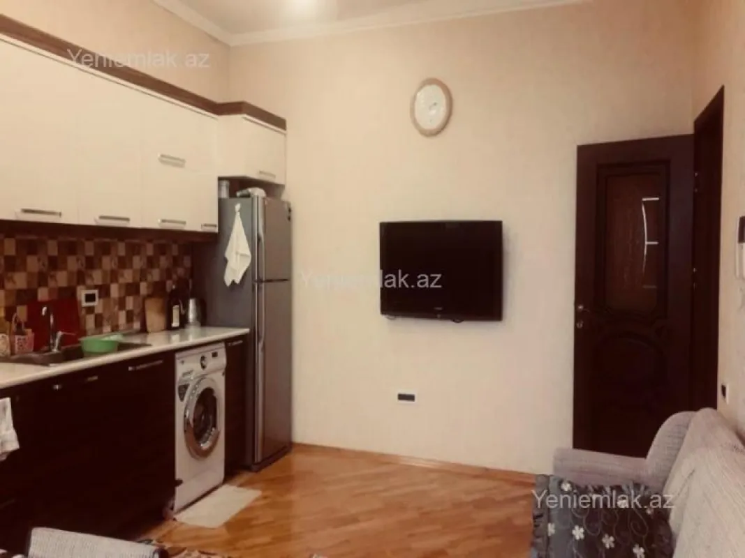 Satılır 6 otaqlı həyət evi 510 m²