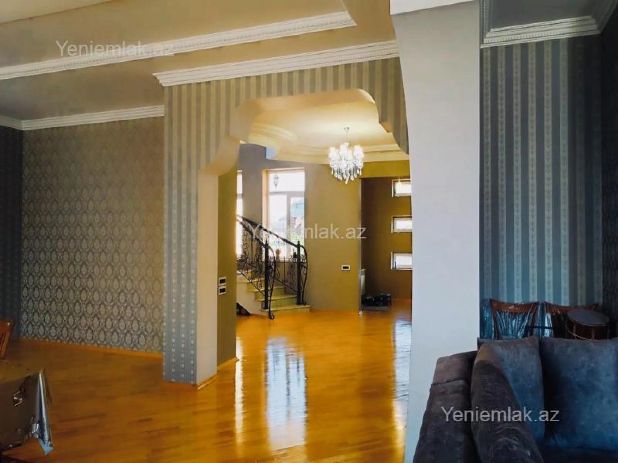 Satılır 6 otaqlı həyət evi 510 m²