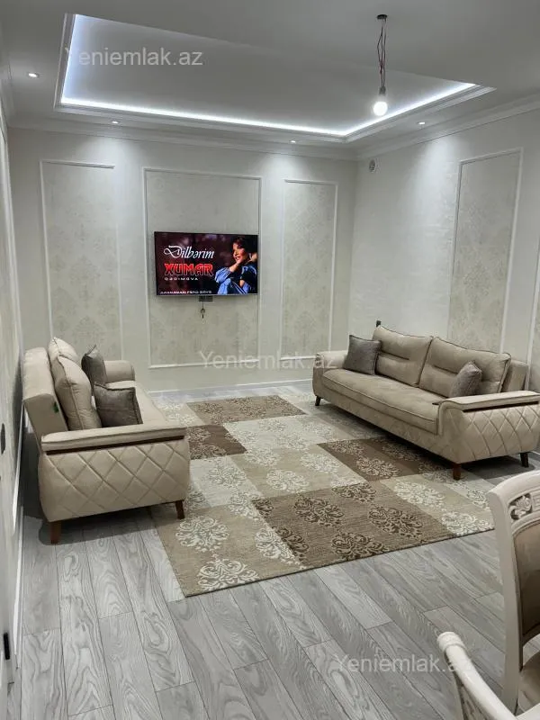 Satılır 7 otaqlı həyət evi 340 m²