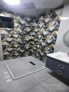 Satılır 7 otaqlı həyət evi 340 m²