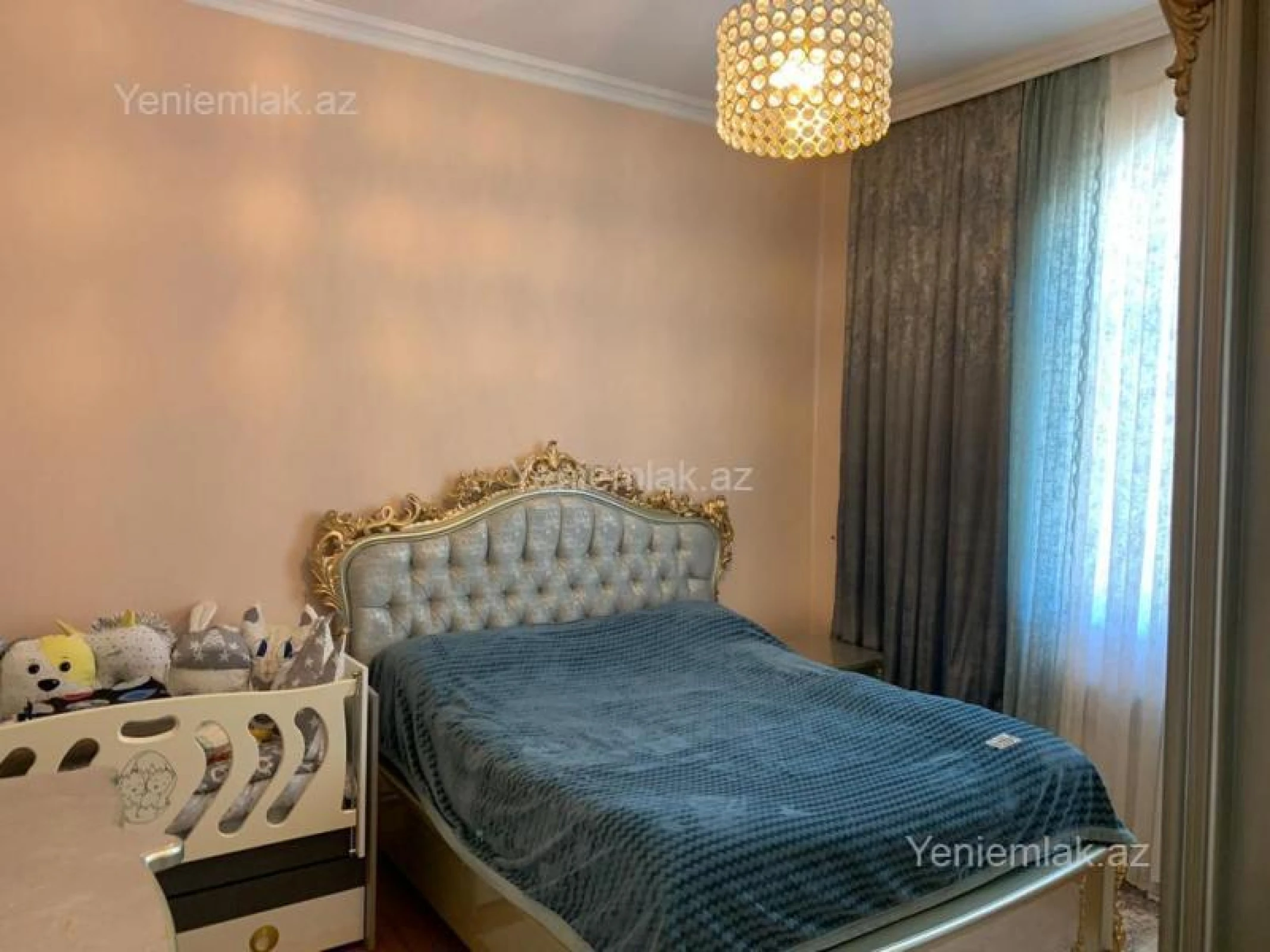 Satılır 5 otaqlı həyət evi 220 m²
