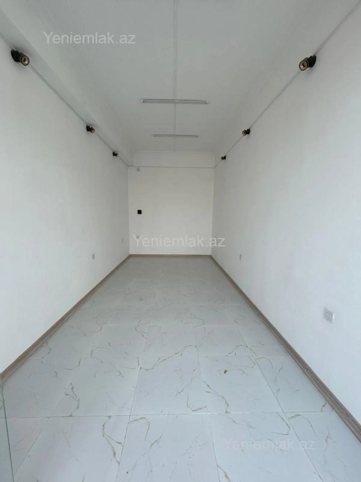 Satılır 1 otaqlı obyekt 20 m²