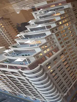 Satılır 4 otaqlı yeni tikili 198 m²