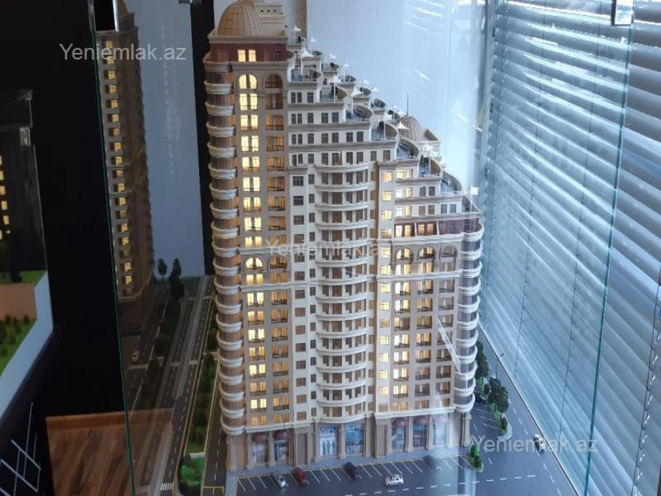 Satılır 4 otaqlı yeni tikili 198 m²