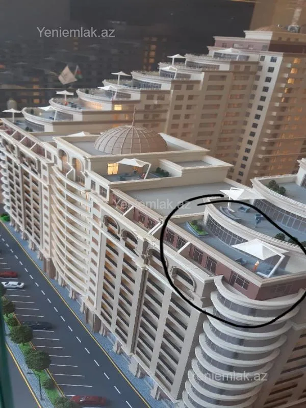 Satılır 4 otaqlı yeni tikili 198 m²