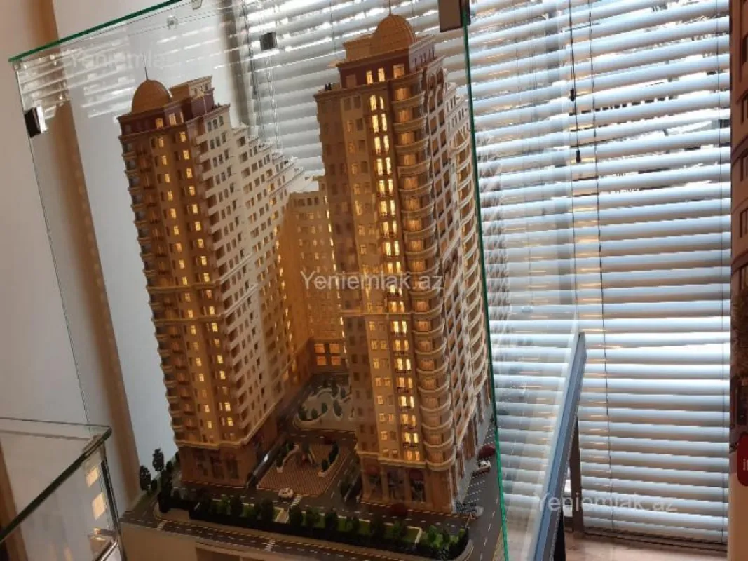Satılır 4 otaqlı yeni tikili 198 m²