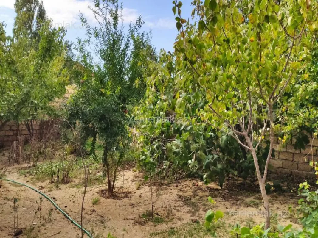 Satılır 4 otaqlı həyət evi 268 m²