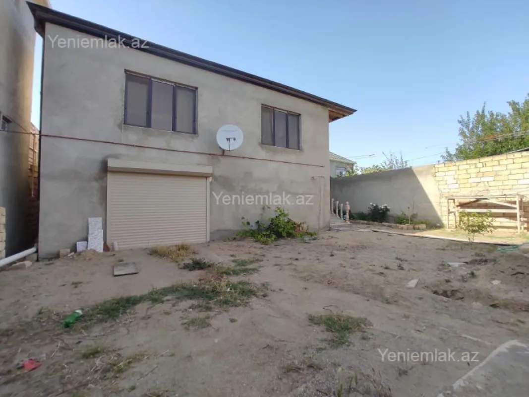 Satılır 4 otaqlı həyət evi 268 m²