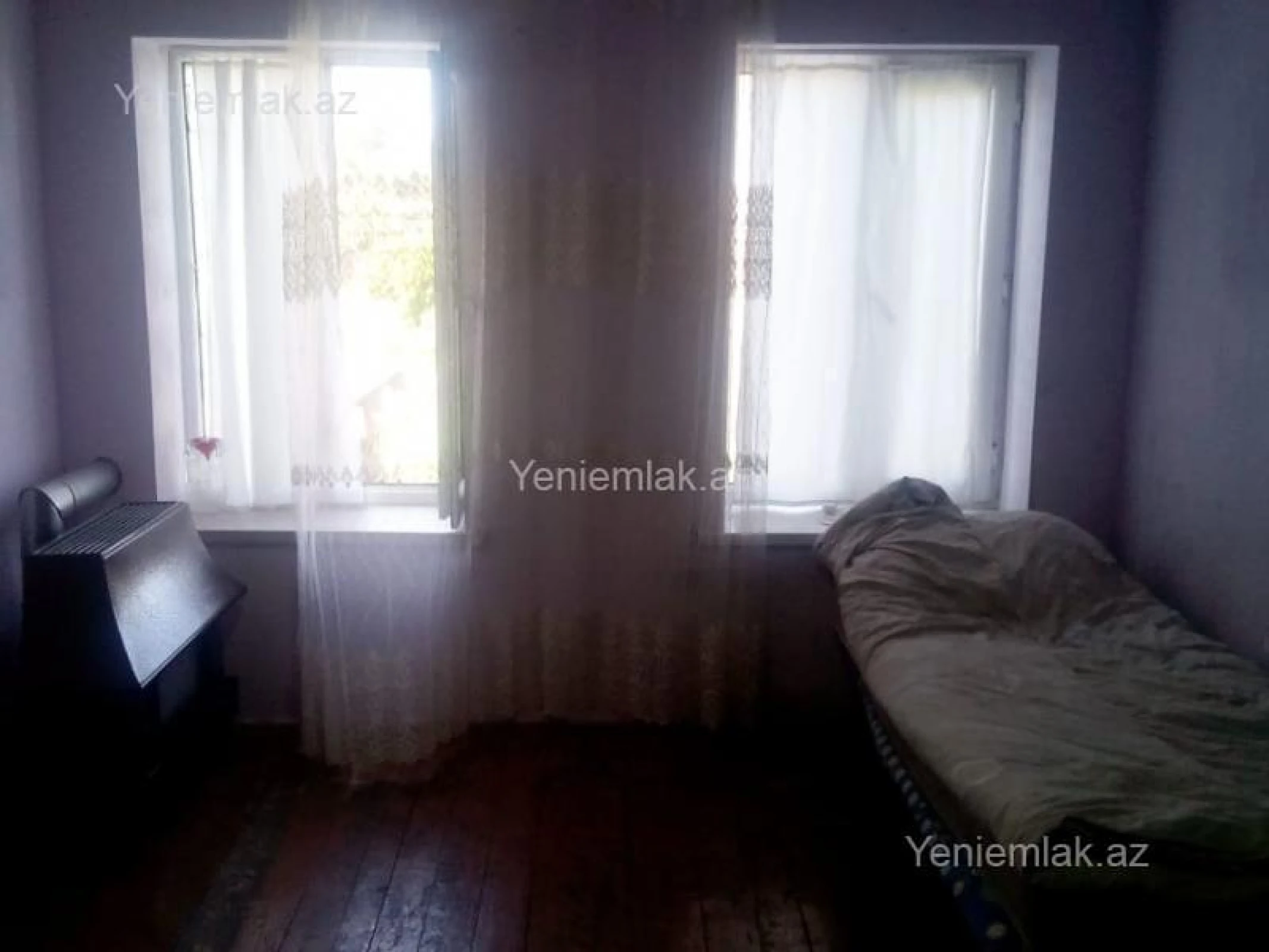 Satılır 4 otaqlı həyət evi 160 m²