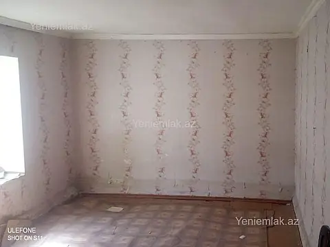 Satılır 4 otaqlı həyət evi 160 m²