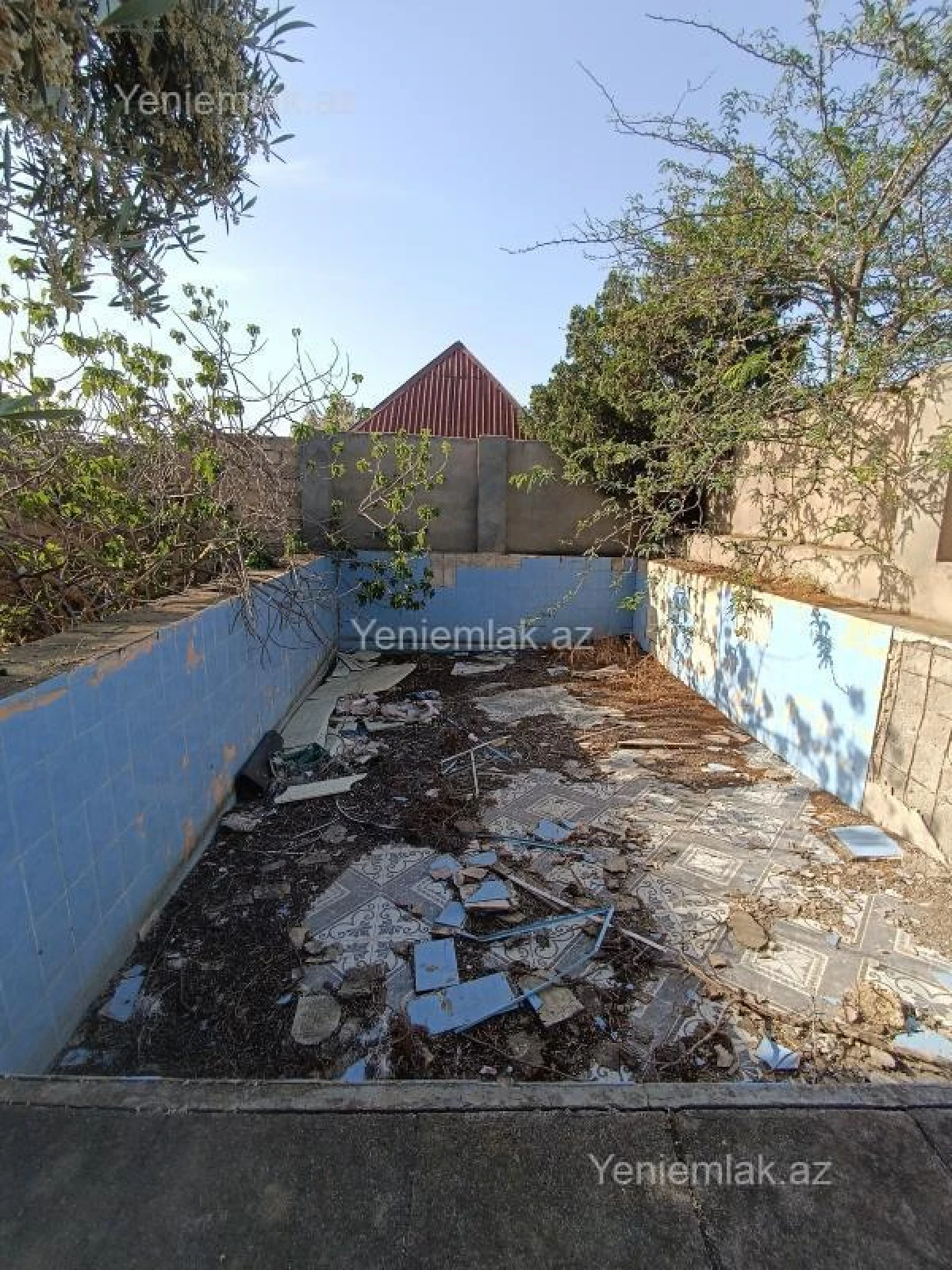 Satılır 4 otaqlı həyət evi 100 m²