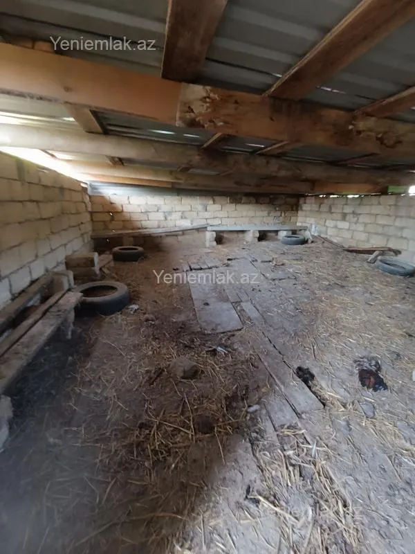 Satılır 4 otaqlı həyət evi 100 m²