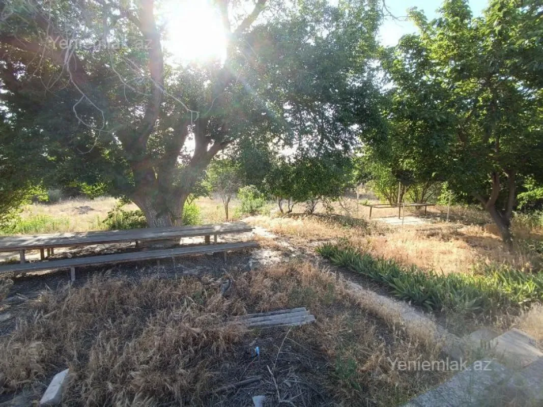 Satılır 4 otaqlı həyət evi 100 m²