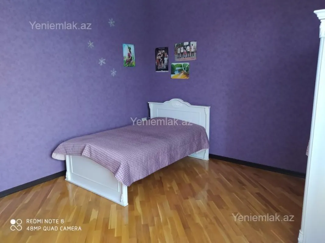 Satılır 7 otaqlı həyət evi 200 m²