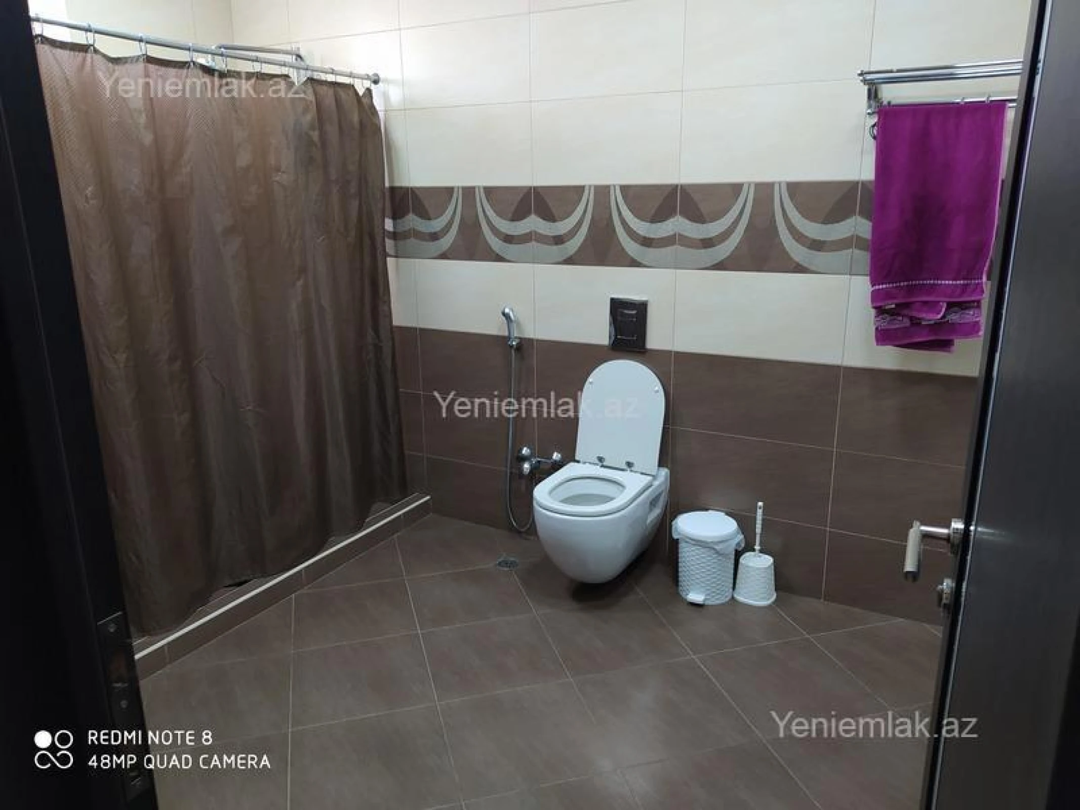 Satılır 7 otaqlı həyət evi 200 m²