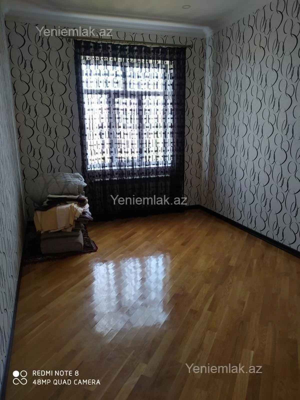 Satılır 7 otaqlı həyət evi 200 m²