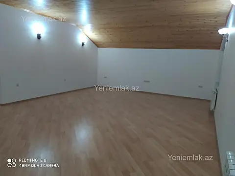 Satılır 7 otaqlı həyət evi 200 m²