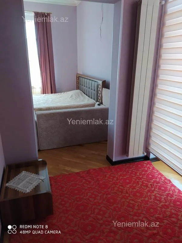 Satılır 7 otaqlı həyət evi 200 m²