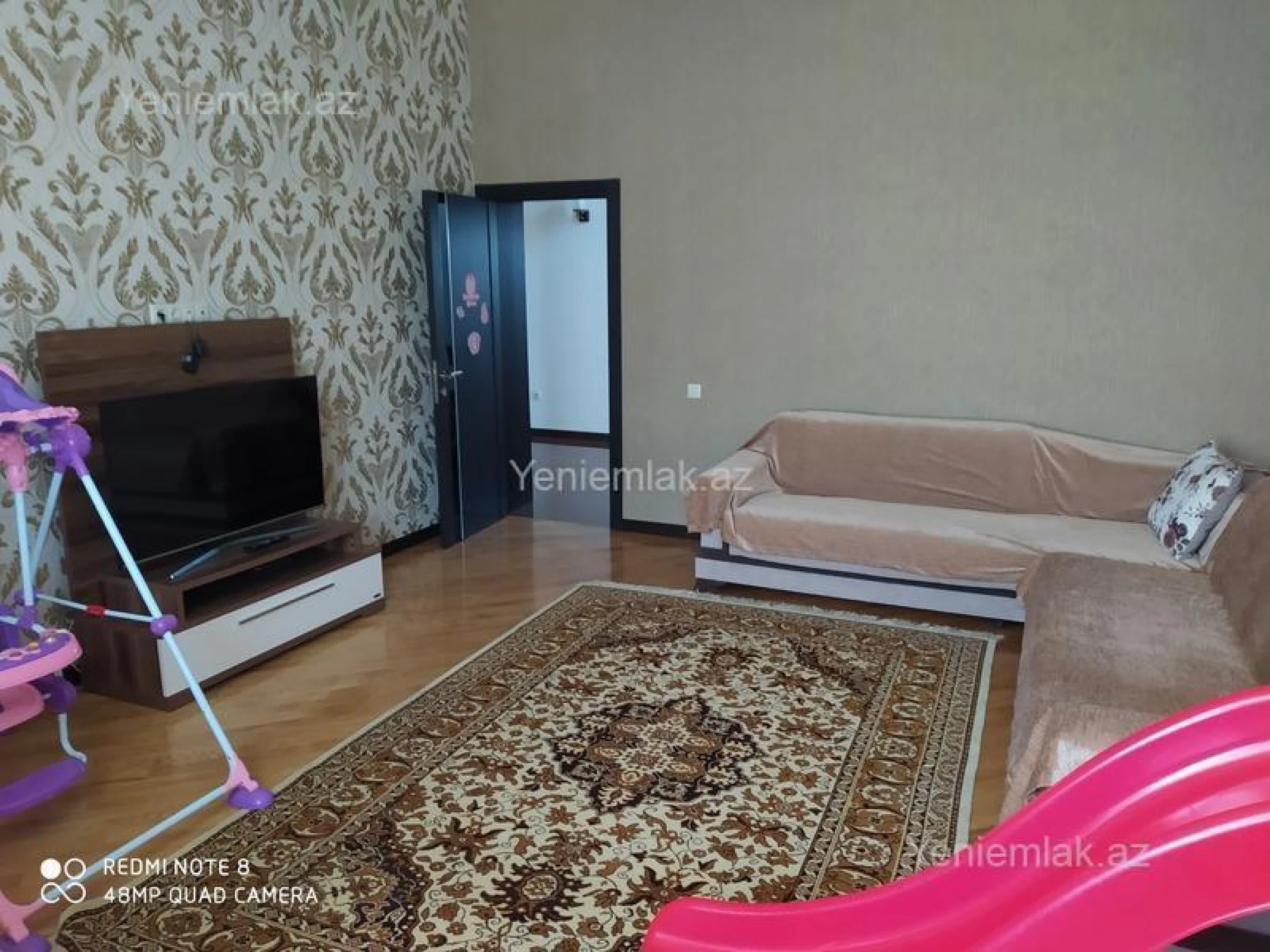 Satılır 7 otaqlı həyət evi 200 m²