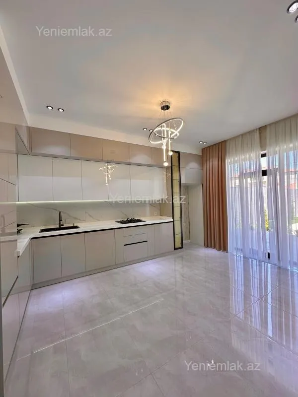 Satılır 4 otaqlı həyət evi 170 m²