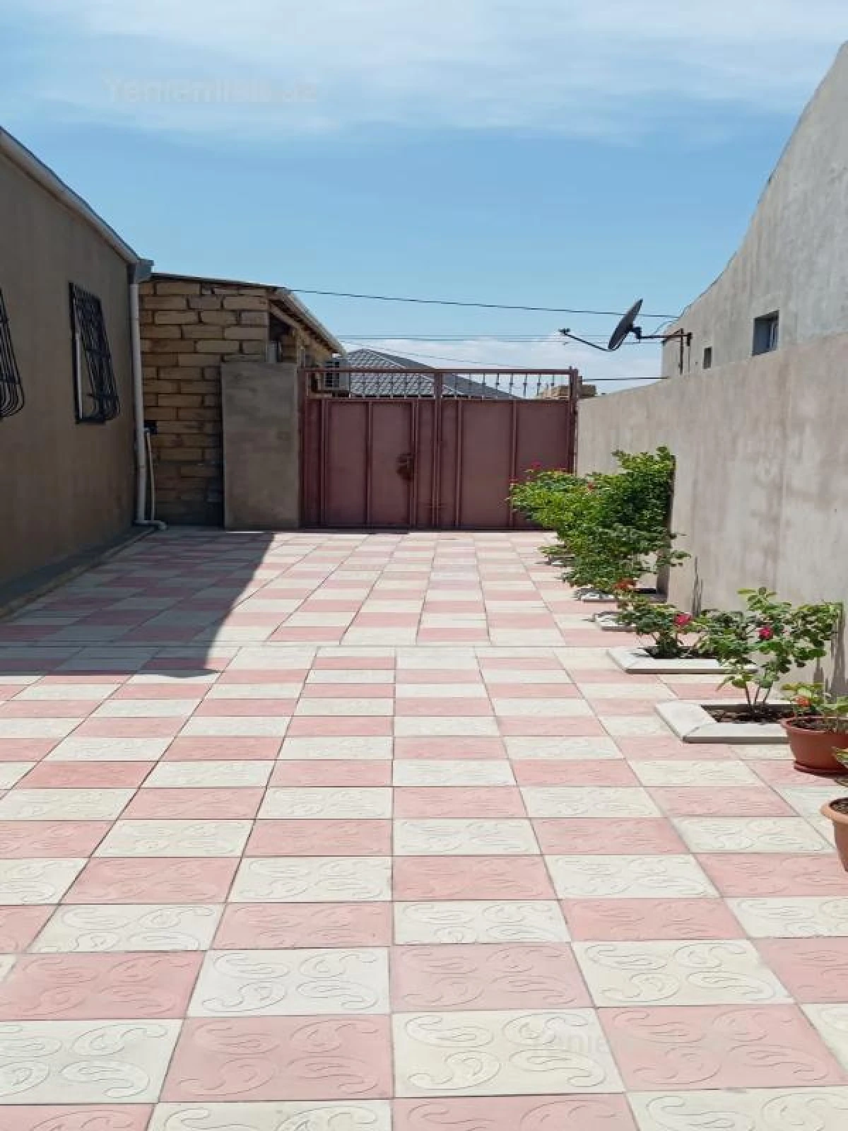 Satılır 3 otaqlı həyət evi 90 m²