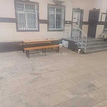 Satılır 5 otaqlı həyət evi 200 m²