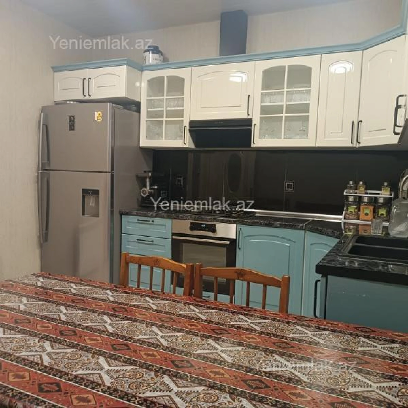 Satılır 5 otaqlı həyət evi 200 m²