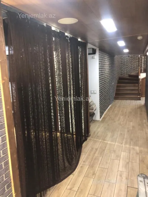 Satılır 12 otaqlı obyekt 400 m²